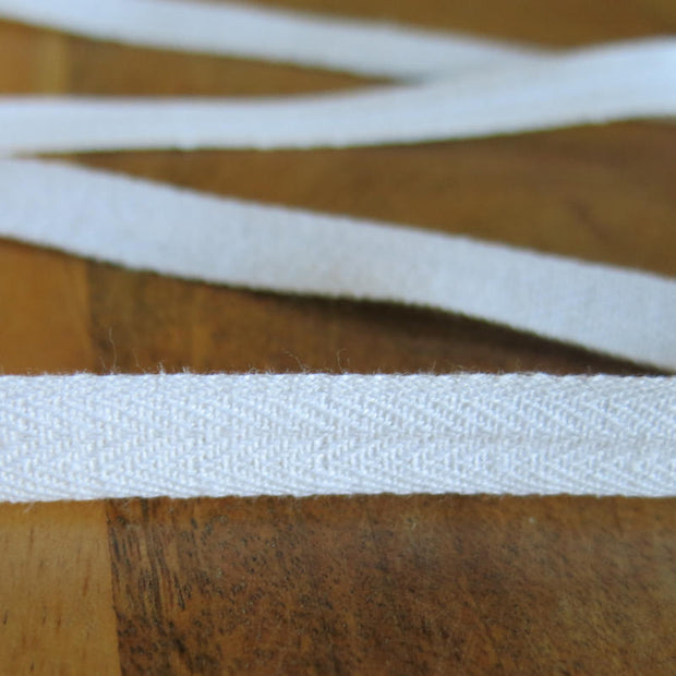 White Herringbone Pattern 1/2 inch Cotton Twill Tape – The Fabric